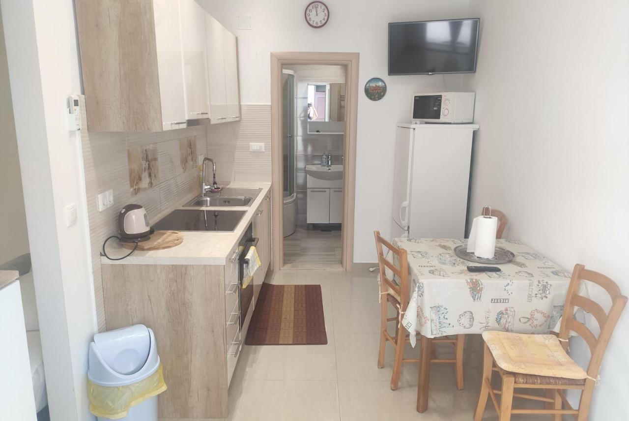 Apartmani Pjera Promajna Extérieur photo