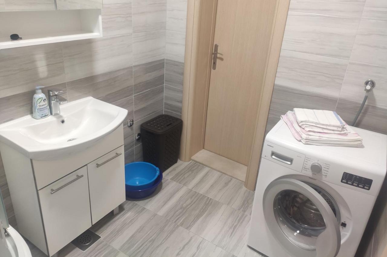 Apartmani Pjera Promajna Extérieur photo